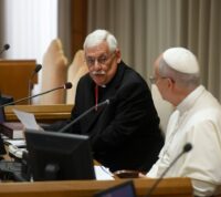 Papa Leão XIV e o Padre Geral dos jesuítas Arturo Sosa trocam olhares